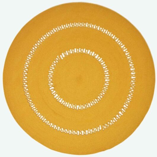 Homescapes - Mustard Crochet Braided Rug 150cm Round